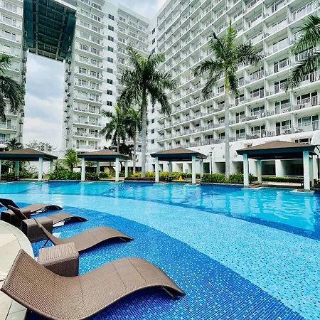 Cozy Staycation Near Naia And Moa By Aiza